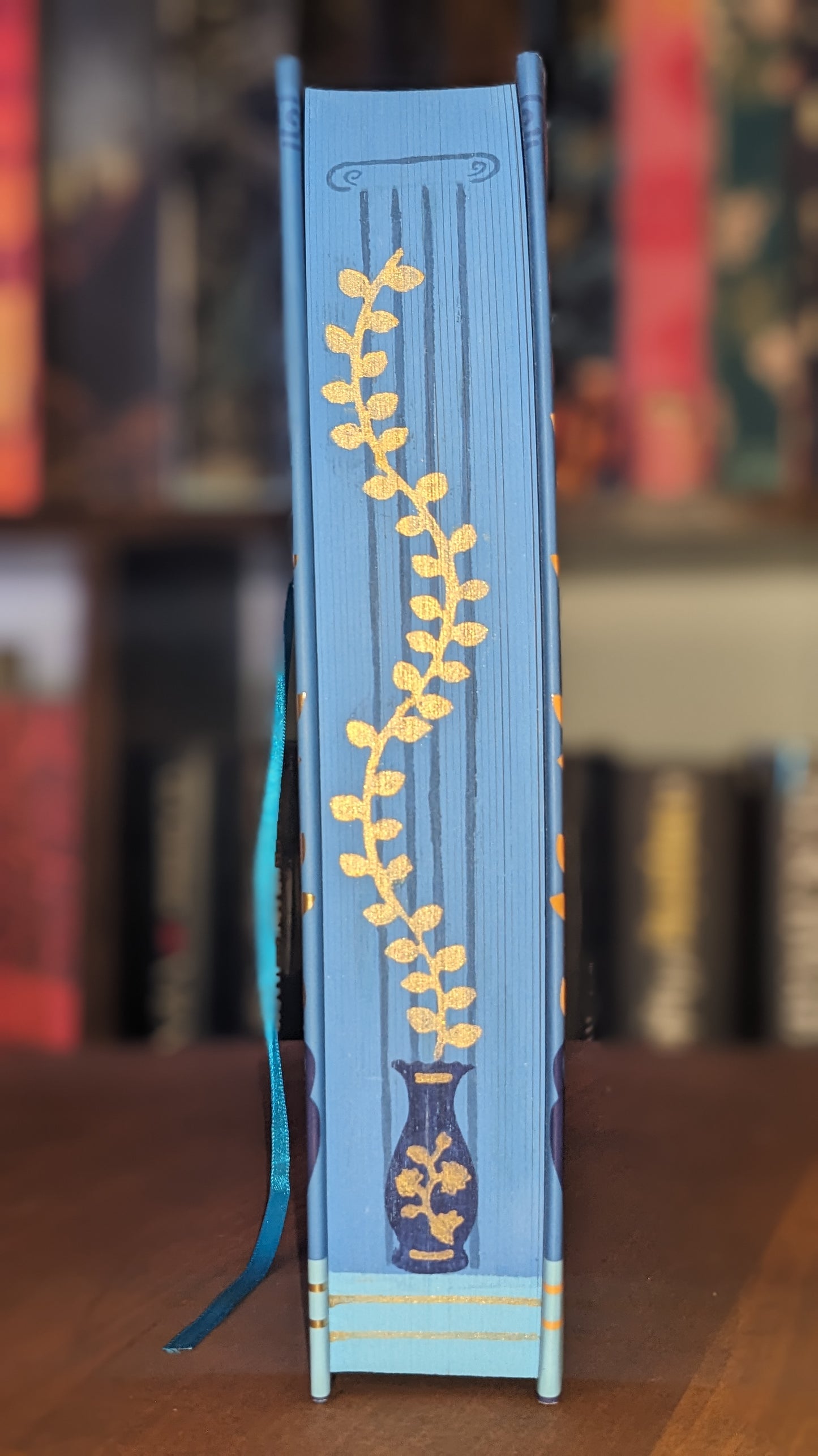 The House with the Golden Door signed exclusive content edition by Elodie Harper Fore-edge painting sprayed edges special edition