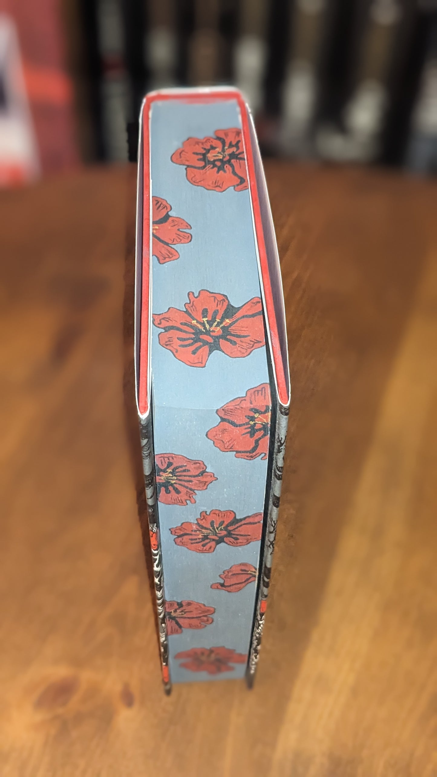 Small angels by Lauren Owen Fore-edge painting special edition