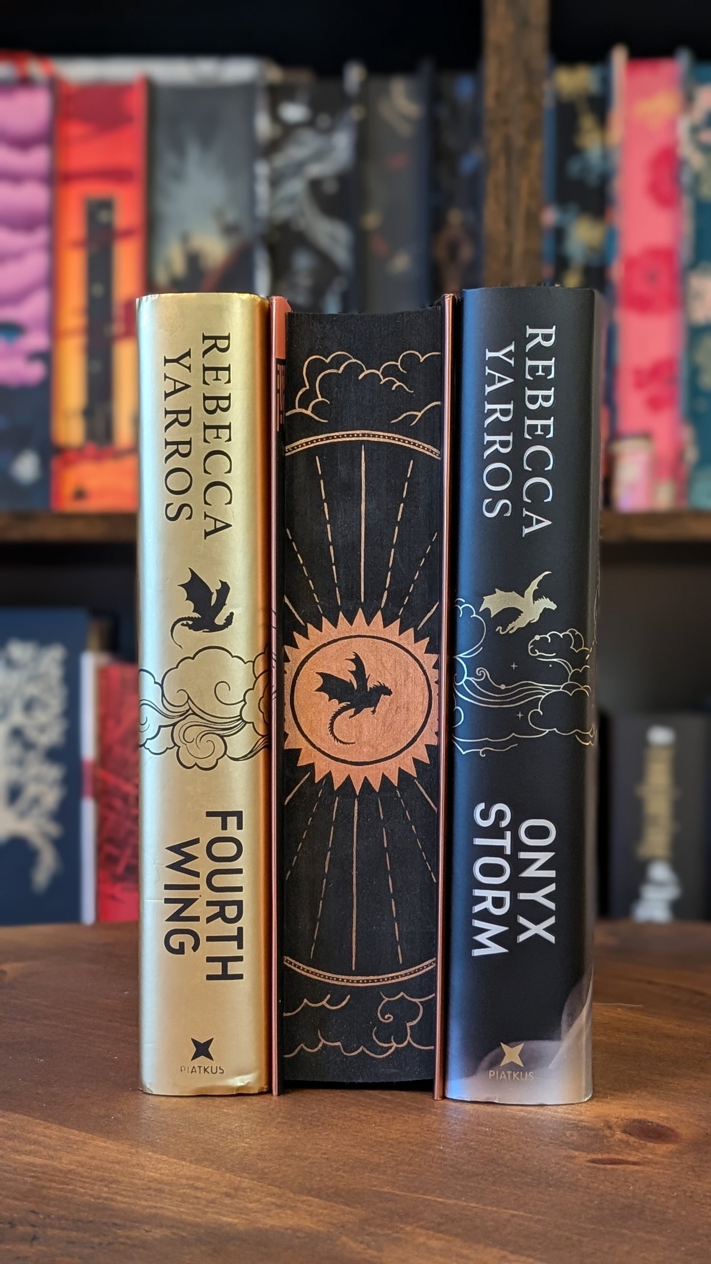 Iron Flame by Rebecca Yarros Fore-edge painting sprayed edges special editions