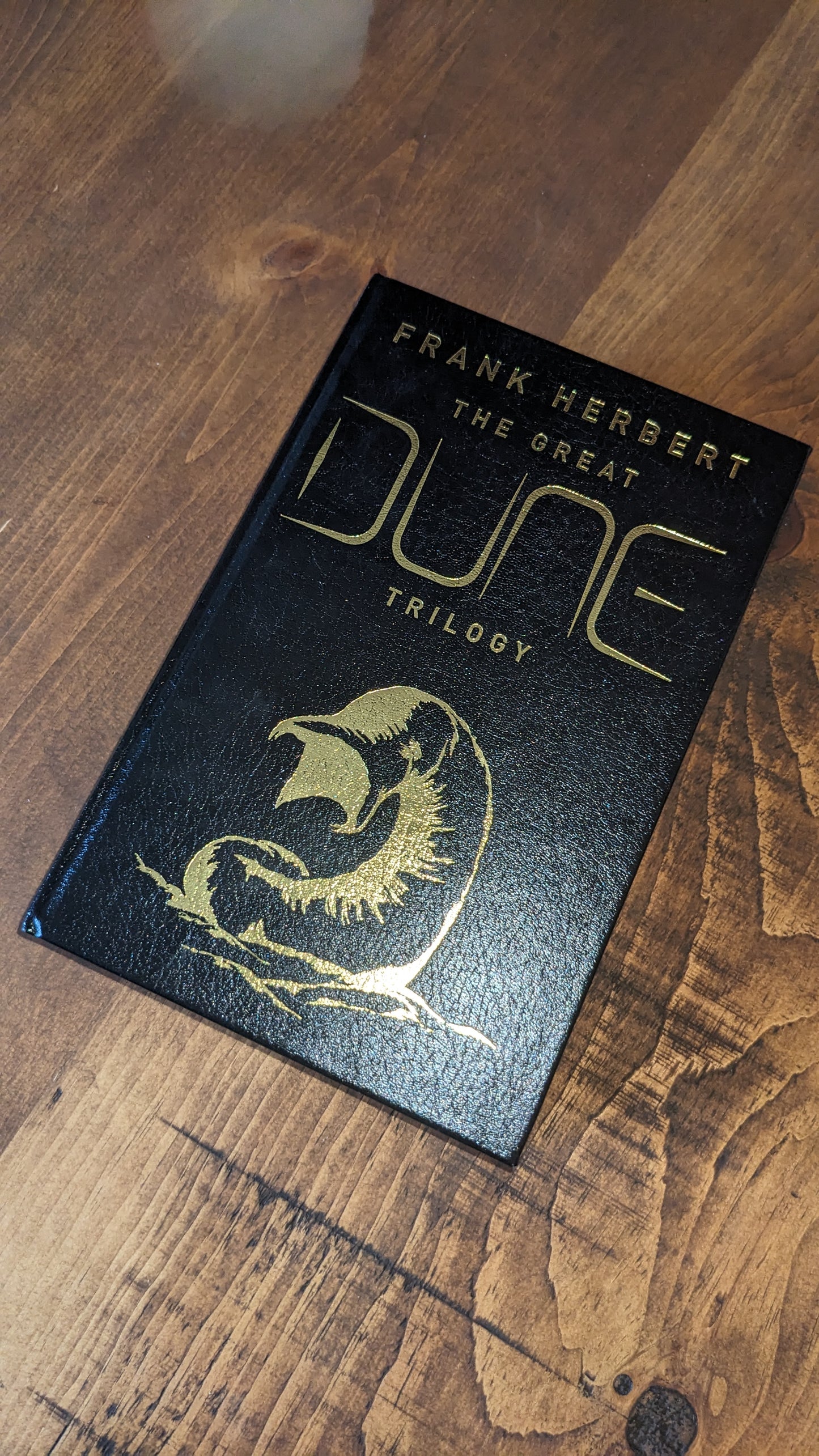 Dune handpainted fore-edge painting sprayed edges special editions