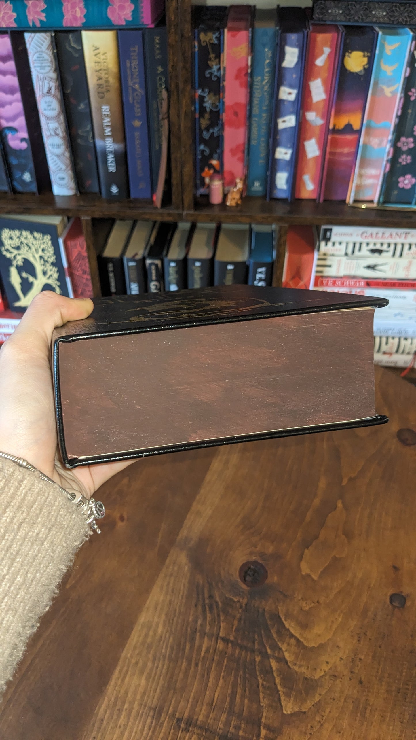 Dune handpainted fore-edge painting sprayed edges special editions