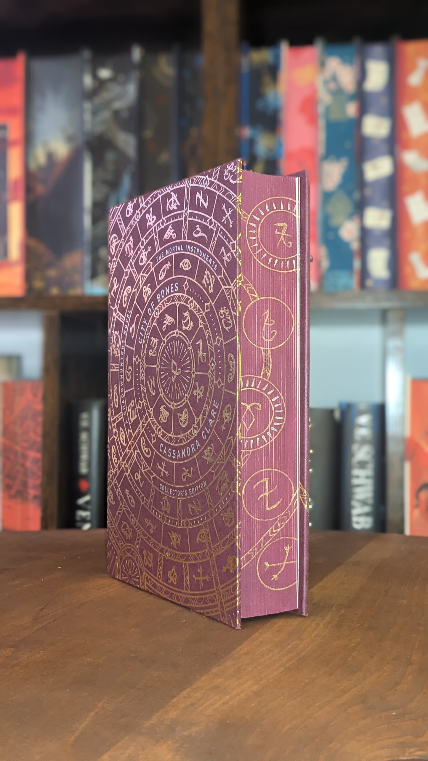 City of Bones anniversary edition by Cassandra Clare PeggysPages fore-edge painting sprayed edges special edition