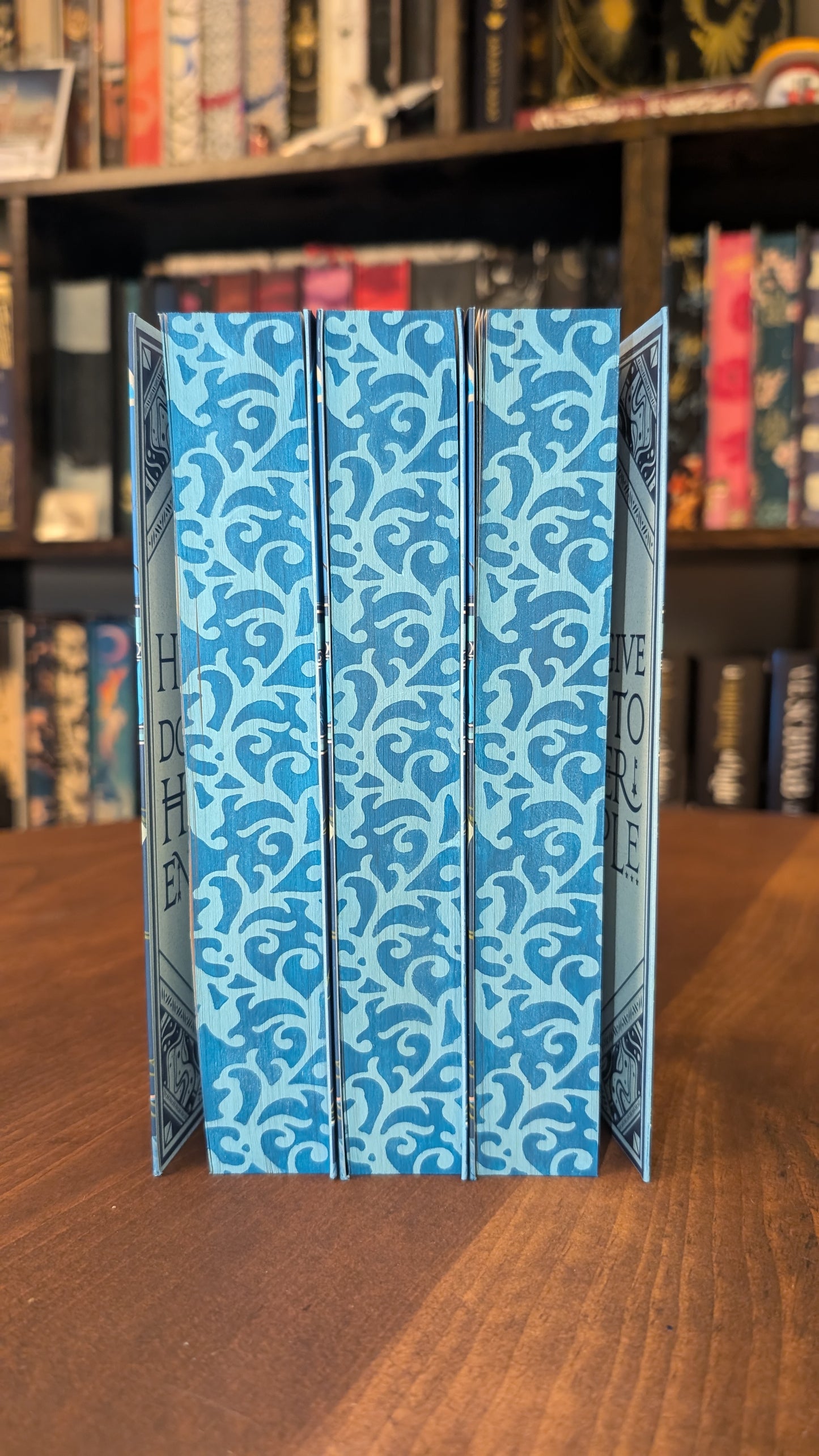 (new) Waterstones exclusive Once Upon a Broken Heart by Stephanie Garber PeggysPages fore-edge painting