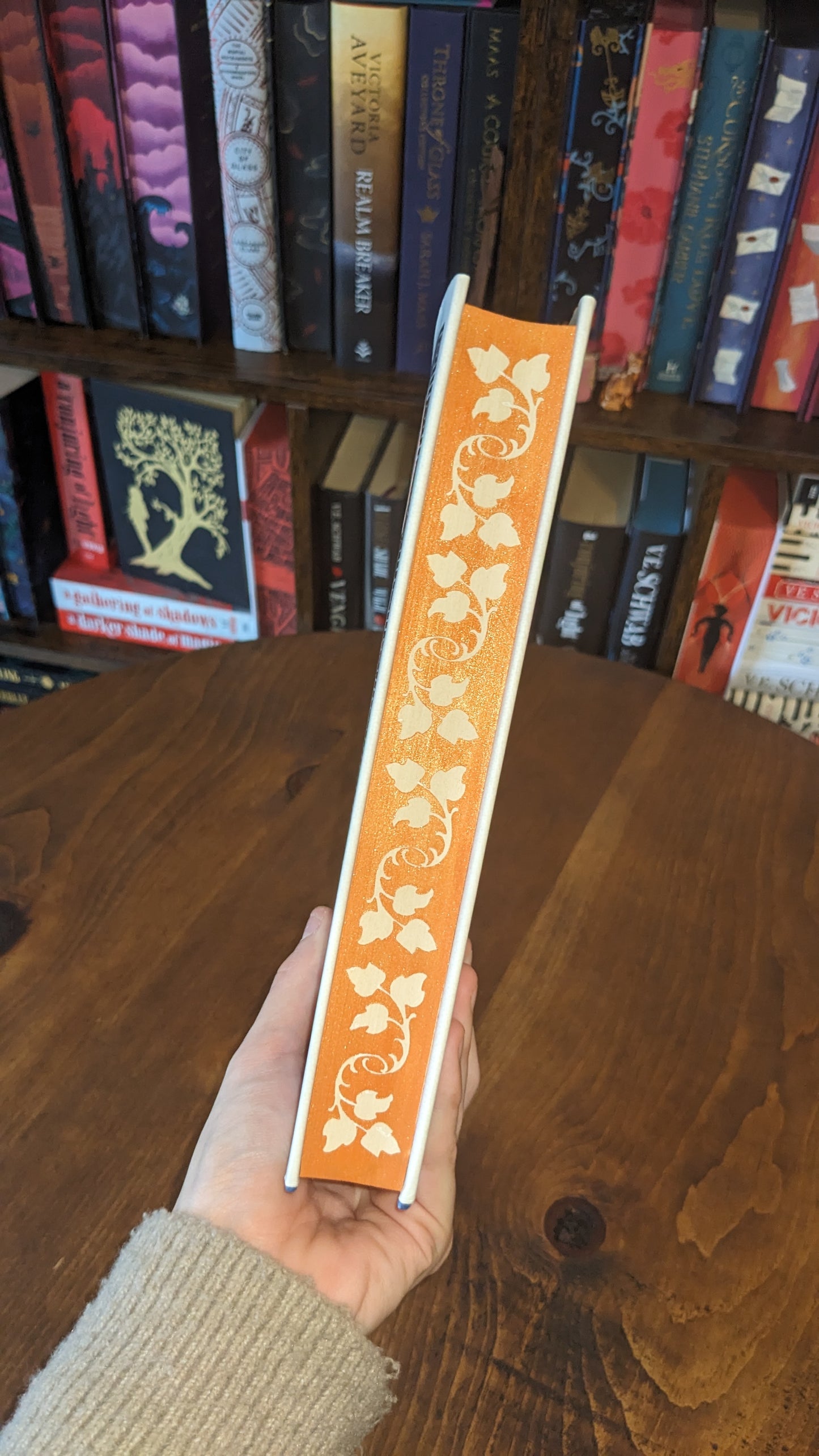 Ariadne by Jennifer Saint PeggysPages fore-edge painting sprayed edges special editions