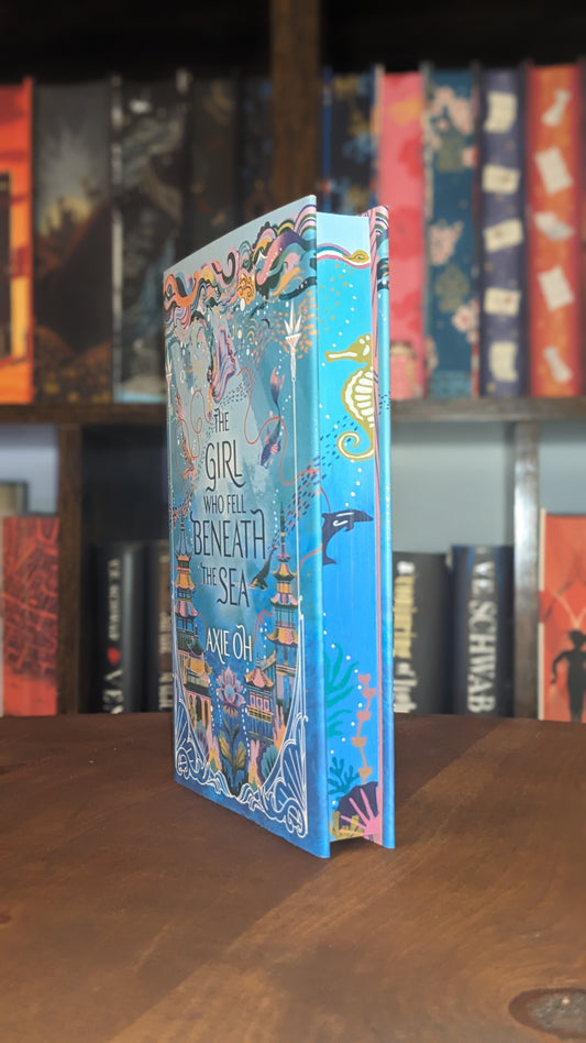 The Girl Who Fell Beneath the Sea by Axie Oh Fore-edge painting sprayed edges special edition